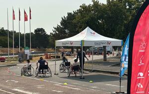Le CDH 77 en animation sur l’aire d’autoroute de Nemours